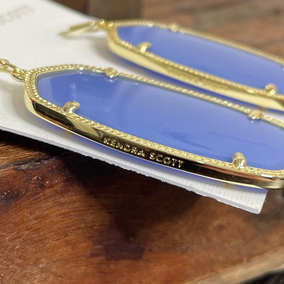 NWT Kendra Scott Danielle Earrings Gold Blue Glow Dark Glass Halloween Limited - Picture 7 of 7